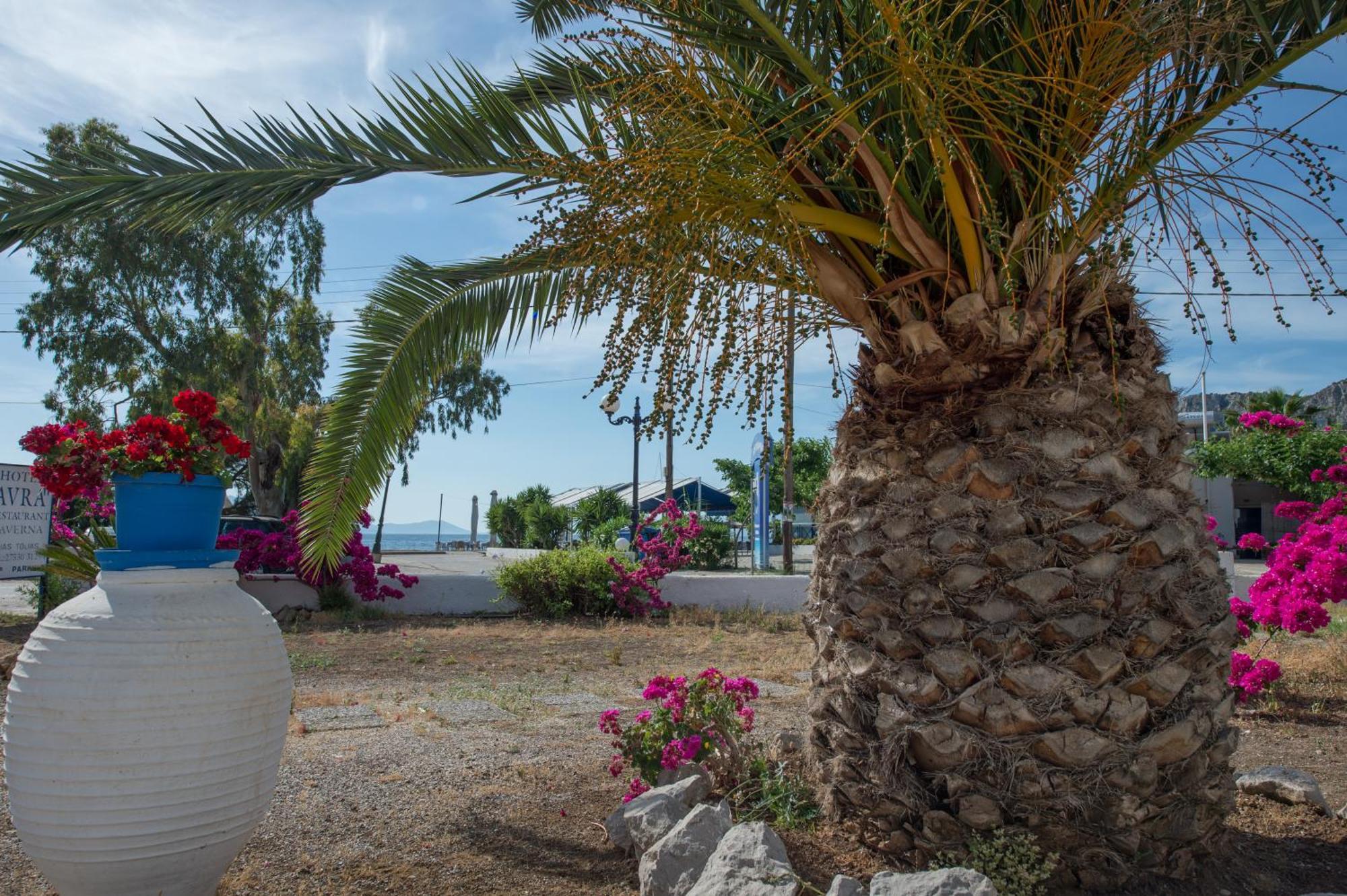 Hotel Avra Nea Epidavros Dış mekan fotoğraf