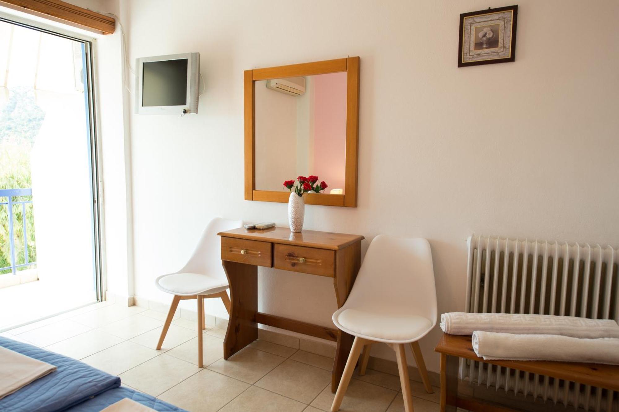 Hotel Avra Nea Epidavros Dış mekan fotoğraf